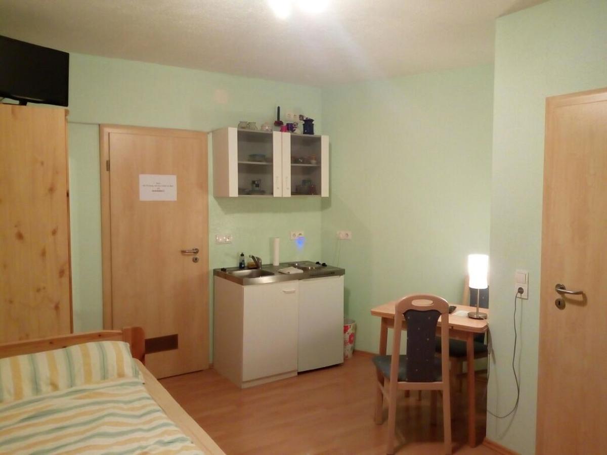 Pension "Am Tor Zum Mainbogen" Grettstadt Bagian luar foto