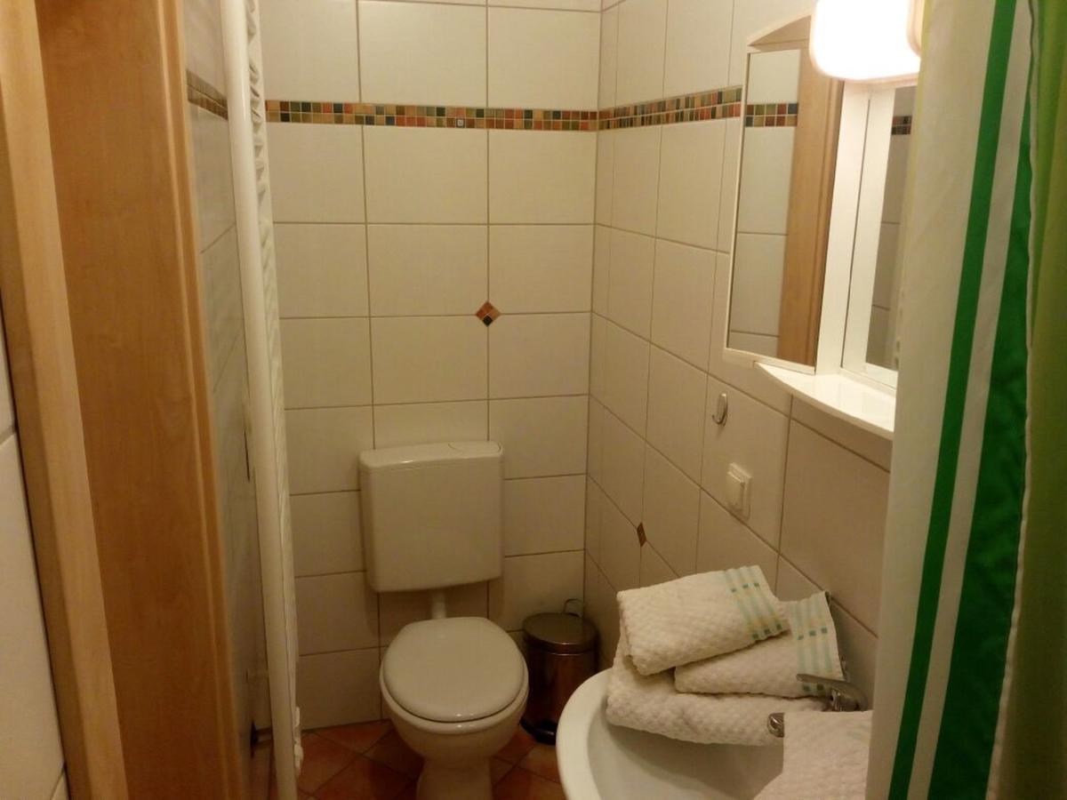 Pension "Am Tor Zum Mainbogen" Grettstadt Bagian luar foto